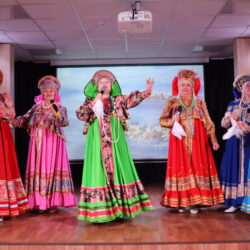 Народный ансамбль русской песни «Золотые родники»