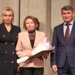 Вручение наград выдающимся деятелям культуры.