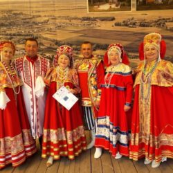 Поздравляем ансамбль «ЗОЛОТЫЕ РОДНИКИ» с успешным выступлением!