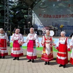 Яркая программа в День Чувашской Республики!